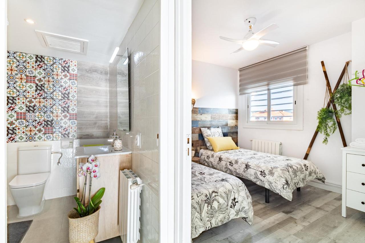 Liana Seaview & Beach - Apartment Montgat Bagian luar foto