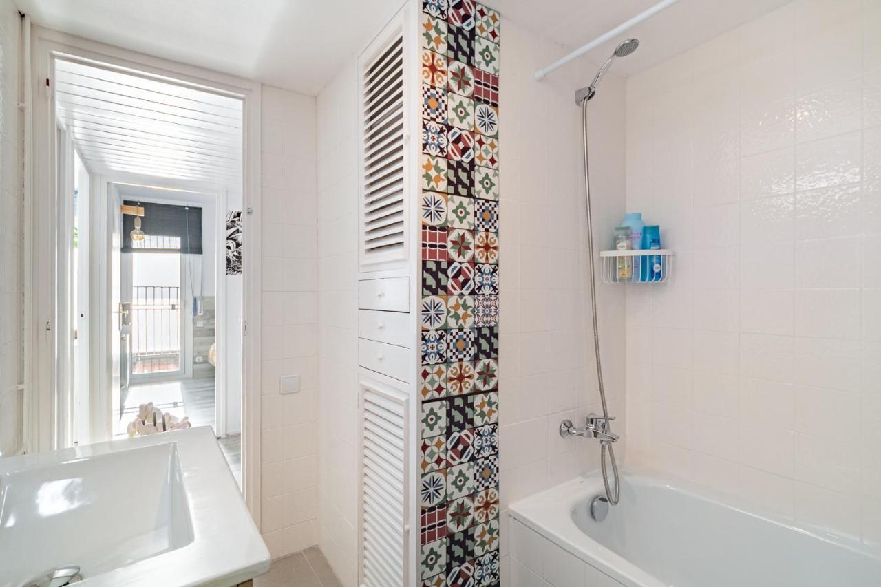 Liana Seaview & Beach - Apartment Montgat Bagian luar foto