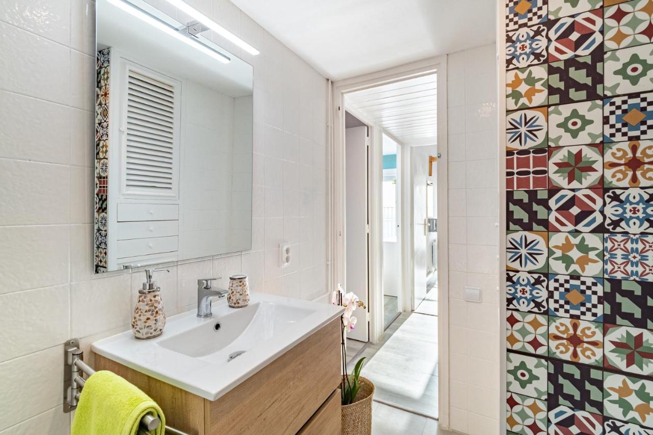 Liana Seaview & Beach - Apartment Montgat Bagian luar foto