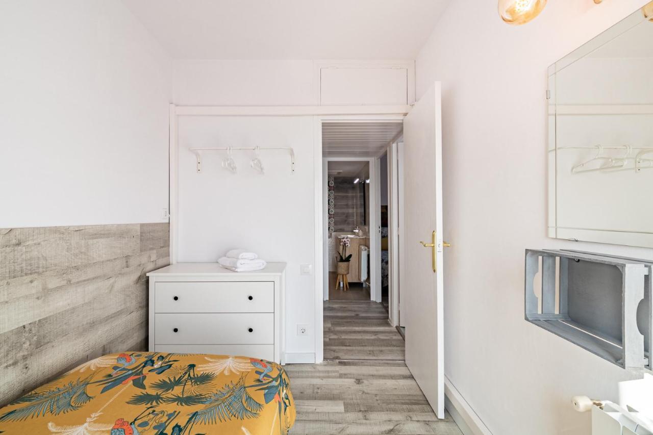 Liana Seaview & Beach - Apartment Montgat Bagian luar foto