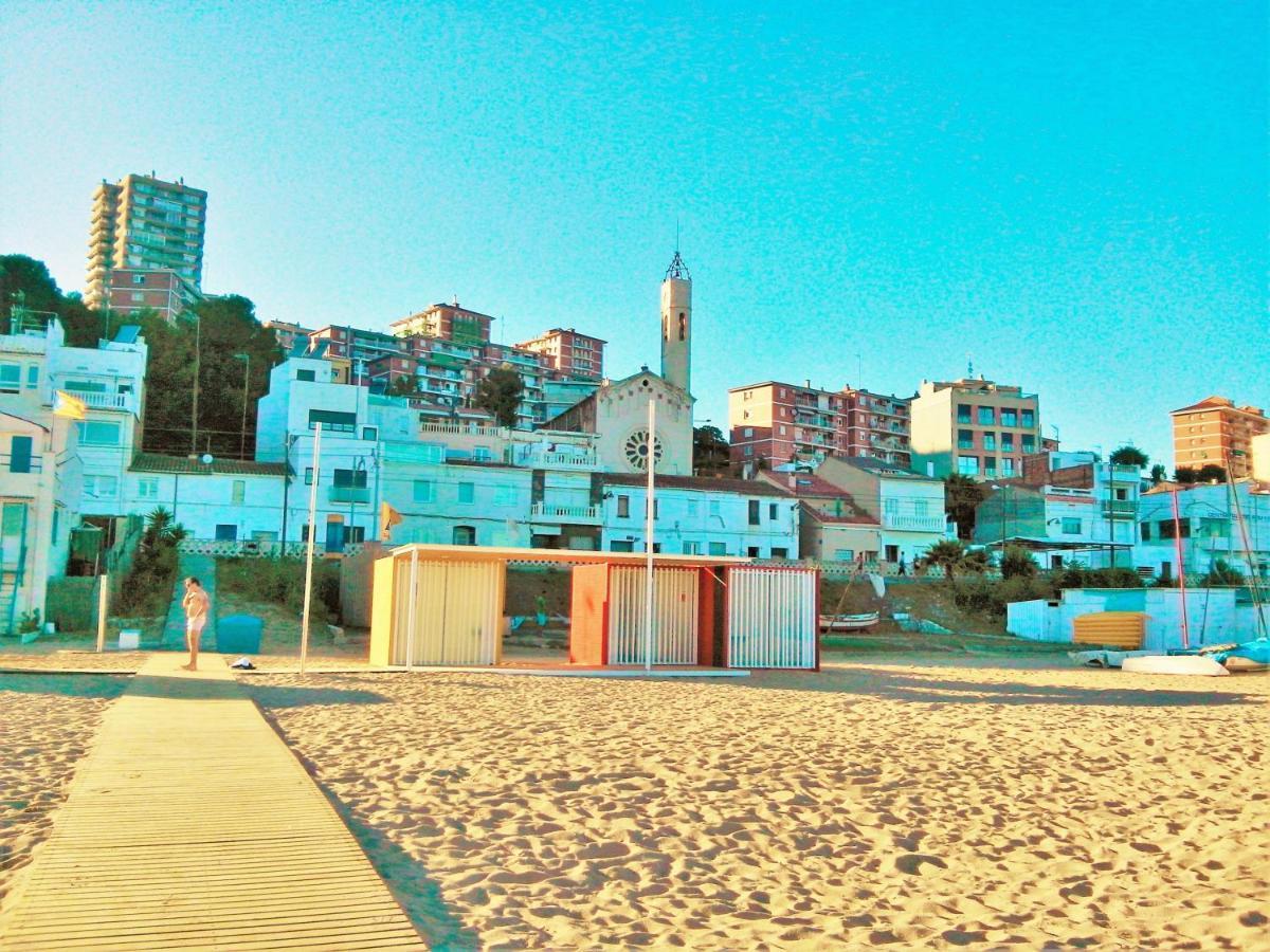 Liana Seaview & Beach - Apartment Montgat Bagian luar foto